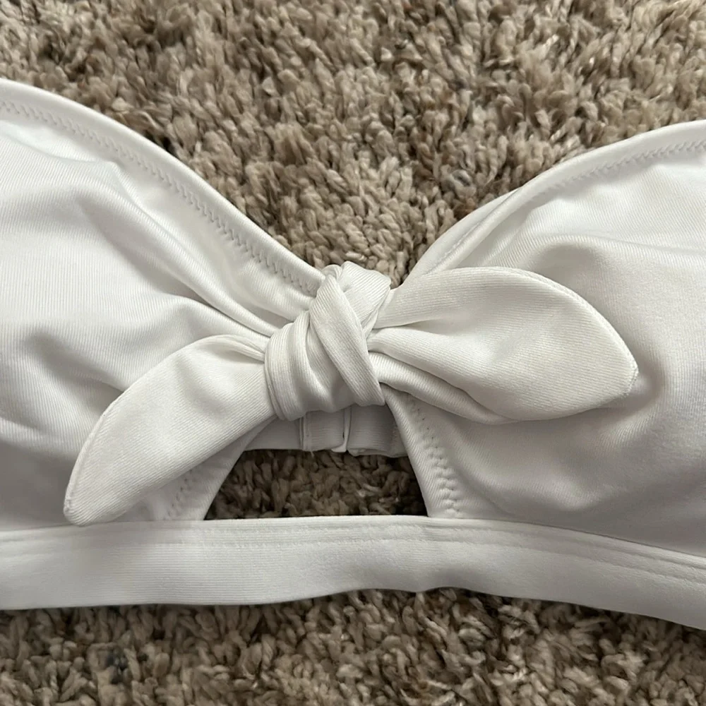 NWT VS PINK Lightly lined bandeau white bikini top - Picture 3 of 10